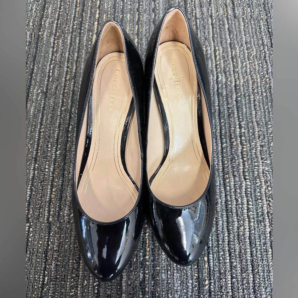 Cole Haan black pattern pump NikeAir size 7B